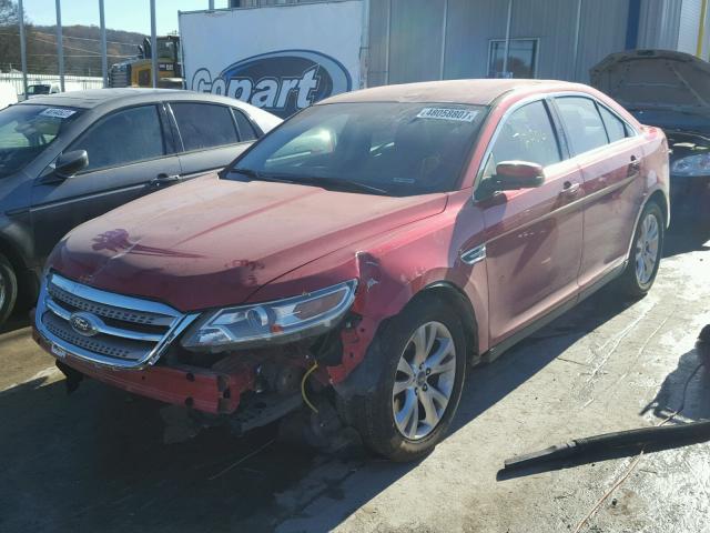 1FAHP2EWXBG156859 - 2011 FORD TAURUS SEL RED photo 2