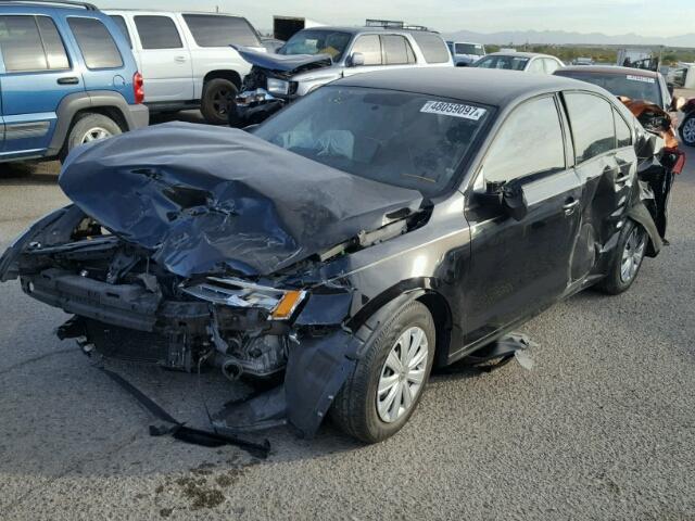 3VW2K7AJ0EM438666 - 2014 VOLKSWAGEN JETTA BASE BLACK photo 2