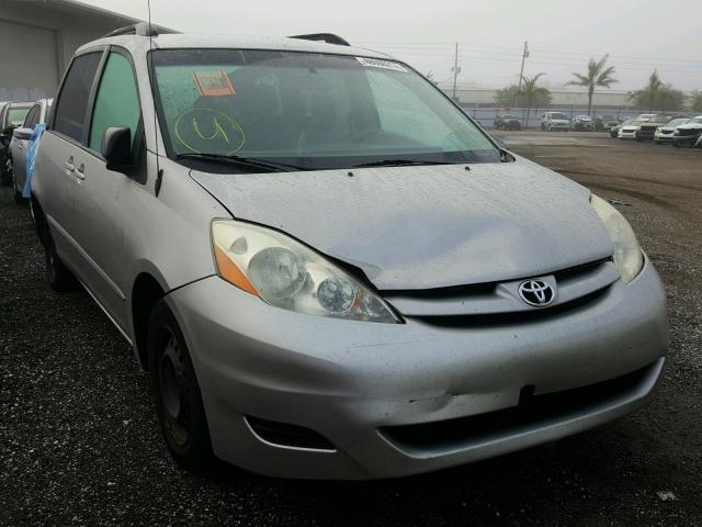 5TDZK23C87S026808 - 2007 TOYOTA SIENNA CE SILVER photo 1