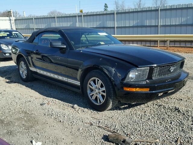 1ZVFT84N175344629 - 2007 FORD MUSTANG BLACK photo 1