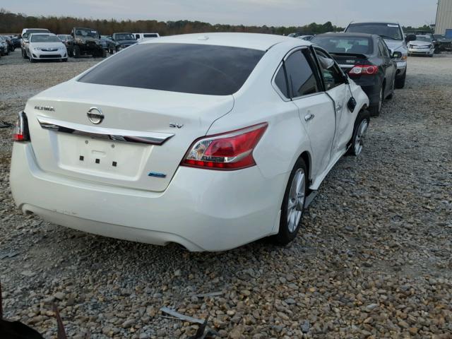 1N4AL3AP2DC258006 - 2013 NISSAN ALTIMA 2.5 WHITE photo 4