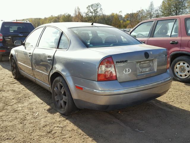 WVWRH63BX2P069126 - 2002 VOLKSWAGEN PASSAT GLX GRAY photo 3