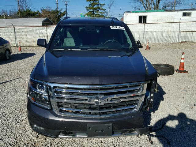 1GNSKBKC5HR231285 - 2017 CHEVROLET TAHOE K150 GRAY photo 9