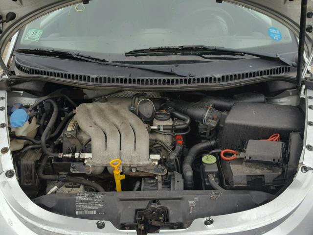 3VWBK31C14M409816 - 2004 VOLKSWAGEN NEW BEETLE 银色 照片 7