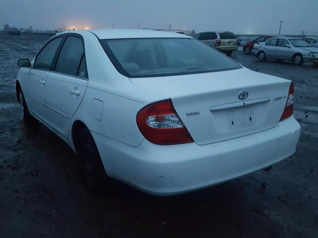 4T1BE32K34U336665 - 2004 TOYOTA CAMRY LE 白色 照片 3