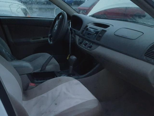 4T1BE32K34U336665 - 2004 TOYOTA CAMRY LE 白色 照片 5