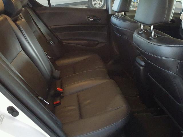 19VDE2E56DE001047 - 2013 ACURA ILX 24 PRE WHITE photo 6
