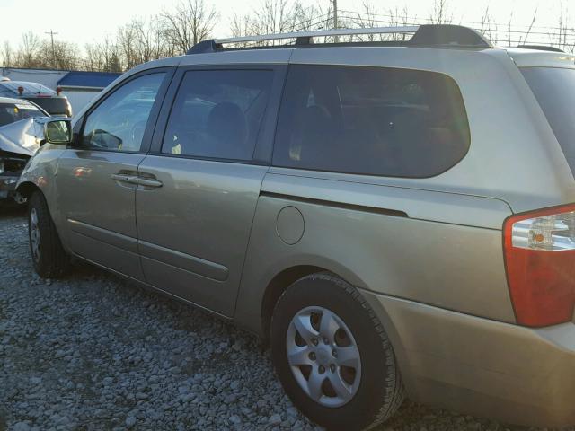 KNDMB233566042909 - 2006 KIA SEDONA EX GOLD photo 3