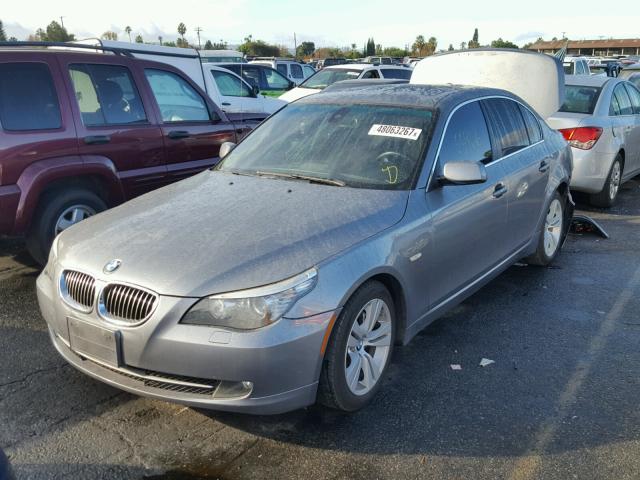 WBANU53509C119089 - 2009 BMW 528 I SILVER photo 2