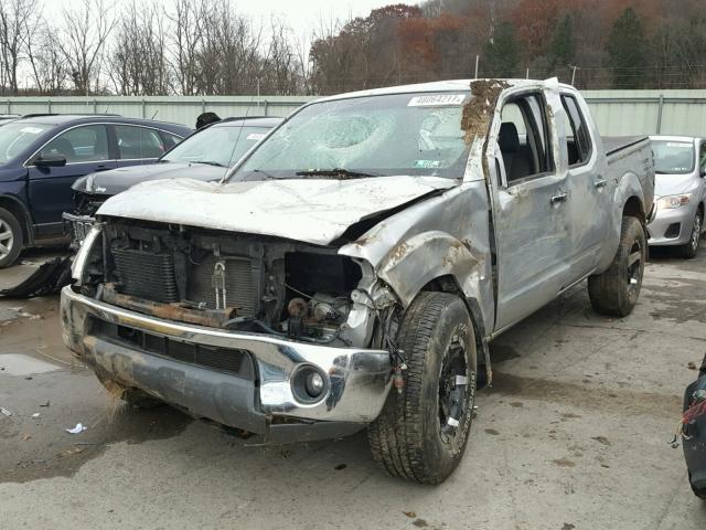 1N6AD07W78C431204 - 2008 NISSAN FRONTIER C SILVER photo 2