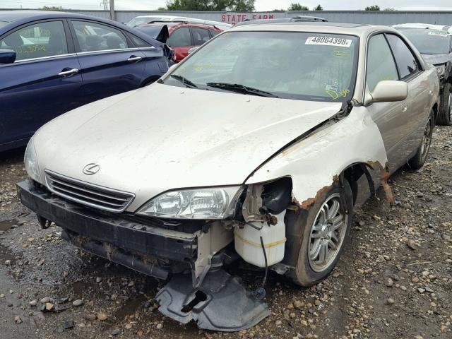 JT8BF28G610311050 - 2001 LEXUS ES 300 GOLD photo 2