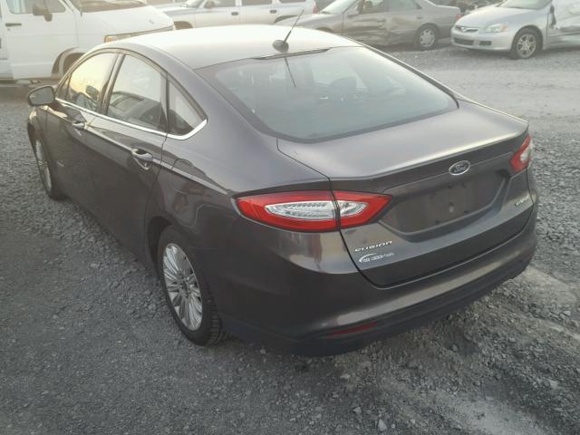 3FA6P0UU7GR350633 - 2016 FORD FUSION S H CHARCOAL photo 3