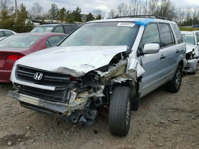 5FNYF18465B061733 - 2005 HONDA PILOT EX SILVER photo 2