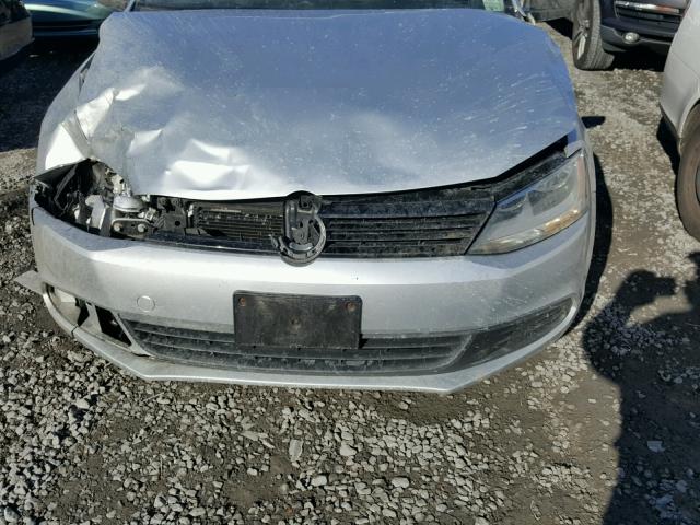 3VW2K7AJ5DM291064 - 2013 VOLKSWAGEN JETTA BASE SILVER photo 7