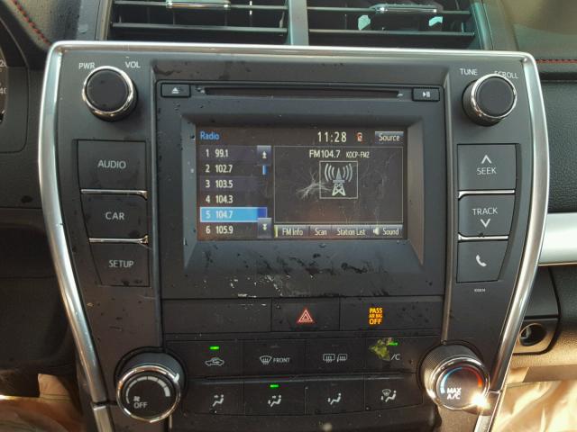 4T1BF1FK3HU318037 - 2017 TOYOTA CAMRY LE ნაცრისფერი ფოტო 9