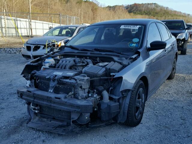 3VW2K7AJ8DM210171 - 2013 VOLKSWAGEN JETTA BASE GRAY photo 2