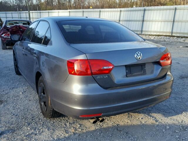 3VW2K7AJ8DM210171 - 2013 VOLKSWAGEN JETTA BASE GRAY photo 3