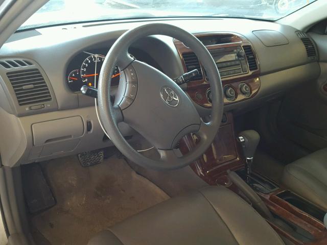 4T1BE32K56U696040 - 2006 TOYOTA CAMRY LE SILVER photo 9