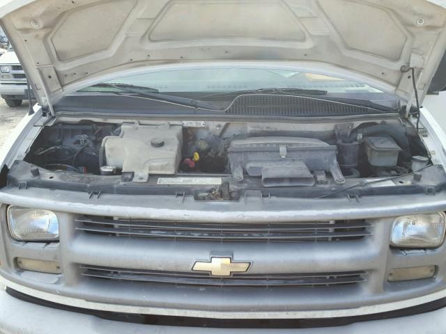 1GCFG25W7Y1196135 - 2000 CHEVROLET EXPRESS G2 WHITE photo 7