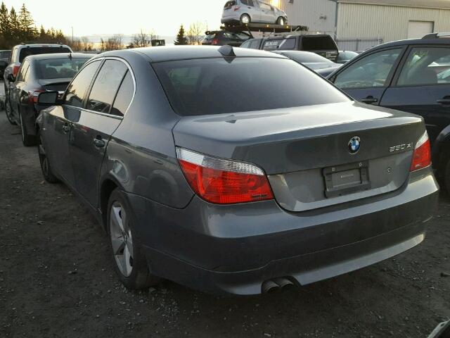 WBANF73566CU20385 - 2006 BMW 530 XI GRAY photo 3