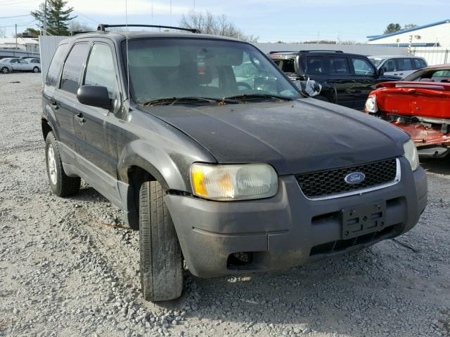 1FMYU93124KA87812 - 2004 FORD ESCAPE XLT BLACK photo 1