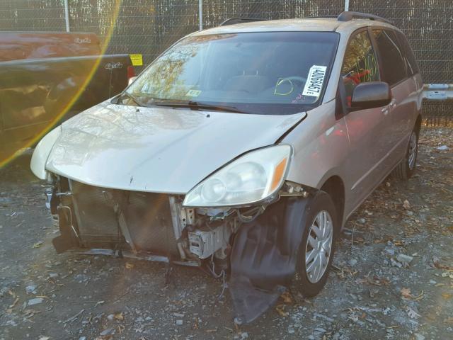 5TDZA23C55S314673 - 2005 TOYOTA SIENNA CE BEIGE photo 2