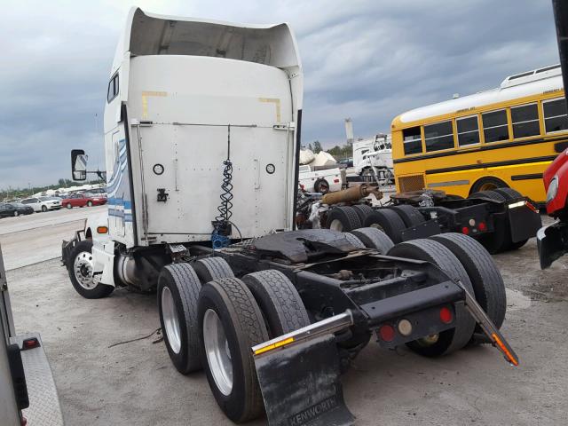 1XKADR9X0RJ631467 - 1994 KENWORTH CONSTRUCTI WHITE photo 3