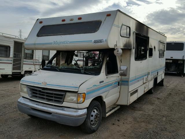 1FDKE30G0RHA77325 - 1994 FORD ECONOLINE WHITE photo 2