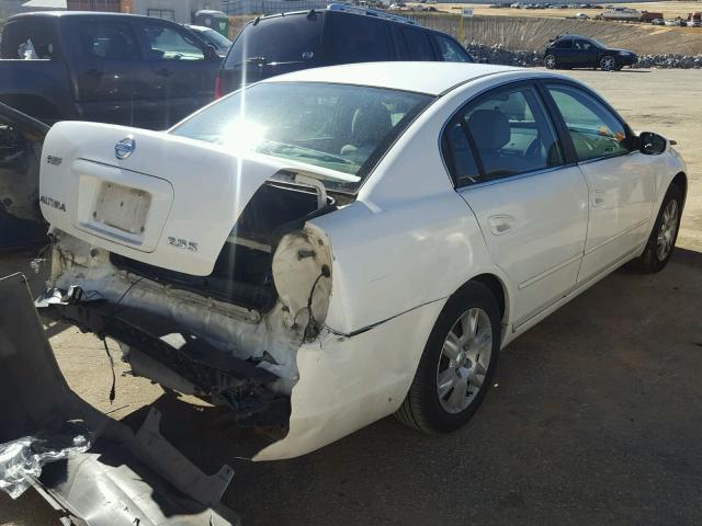 1N4AL11D85C116772 - 2005 NISSAN ALTIMA S WHITE photo 4