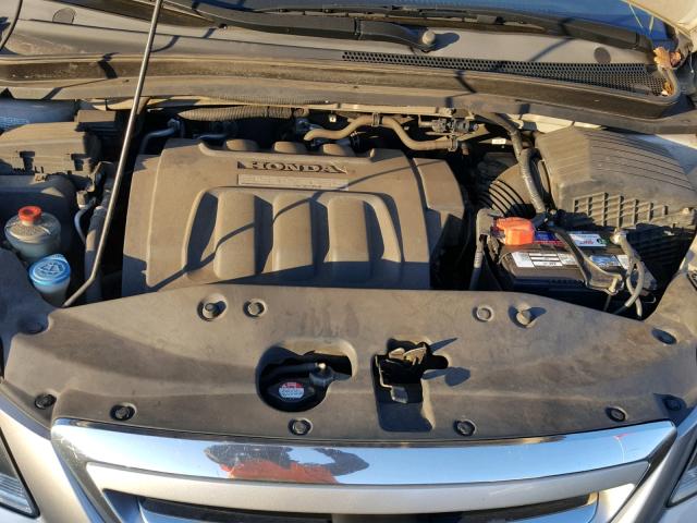 5FNRL38745B055156 - 2005 HONDA ODYSSEY EX SILVER photo 7