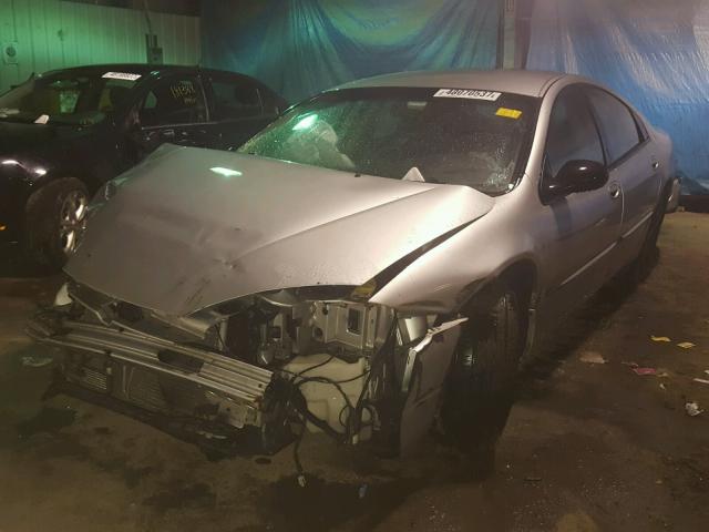 2B3HD56M82H122801 - 2002 DODGE INTREPID E SILVER photo 2