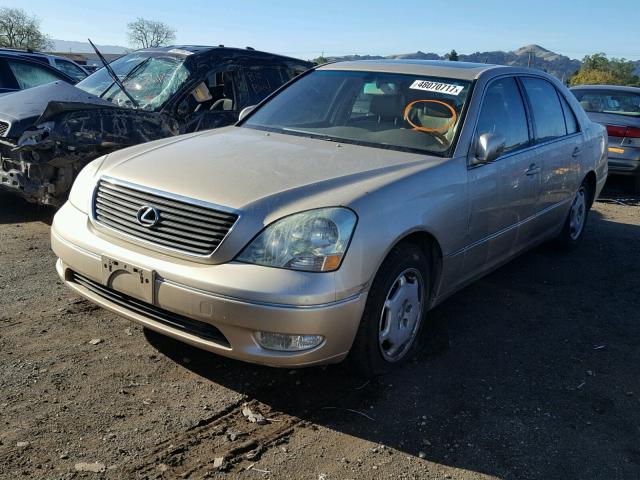 JTHBN30F220081150 - 2002 LEXUS LS 430 GOLD photo 2