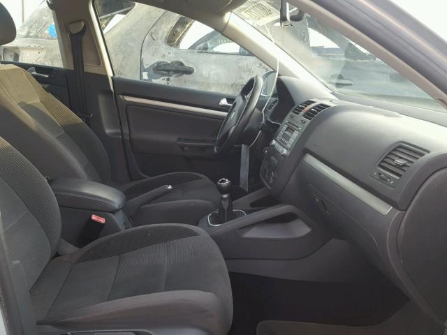 3VWJM71K18M093666 - 2008 VOLKSWAGEN JETTA S 银色 照片 5