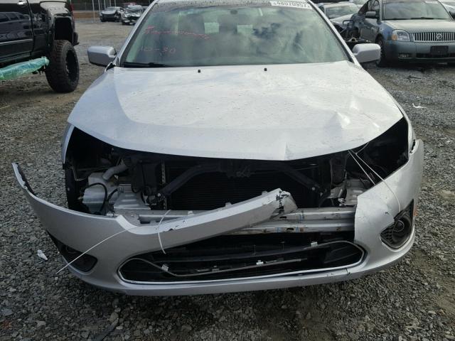 3FAHP0HA8CR372028 - 2012 FORD FUSION SE SILVER photo 9