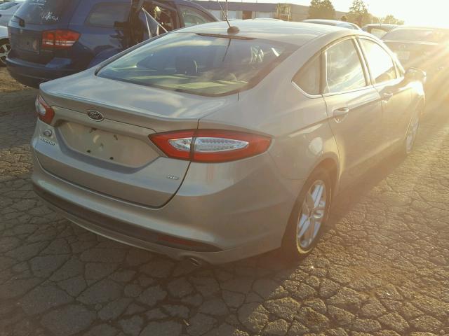 3FA6P0H75FR212463 - 2015 FORD FUSION SE GOLD photo 4