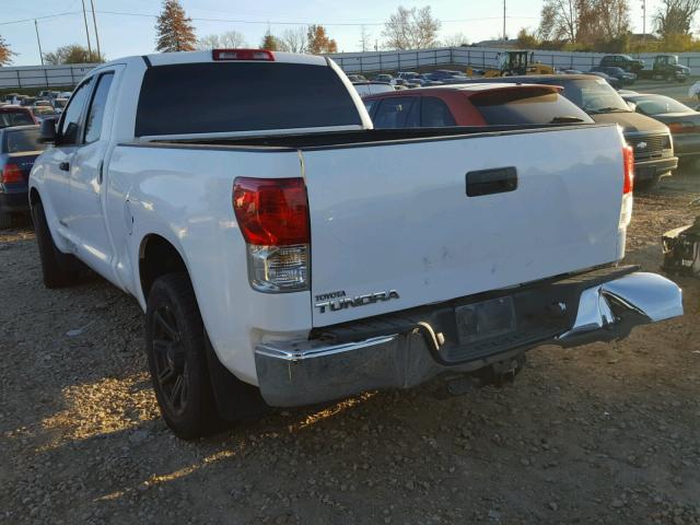 5TFUM5F17AX014229 - 2010 TOYOTA TUNDRA DOU WHITE photo 3