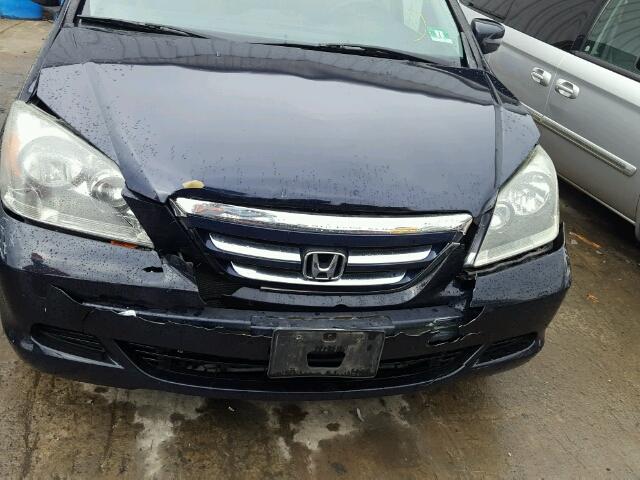 5FNRL38475B115596 - 2005 HONDA ODYSSEY EX BLUE photo 9
