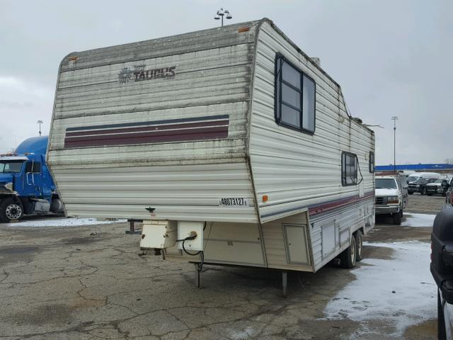 1EA5G2724K2929171 - 1989 TERR TRAILERCOA WHITE photo 2