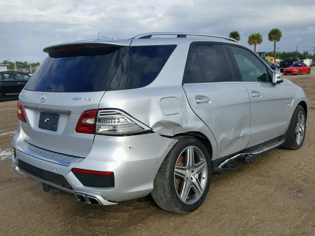 4JGDA7EB0FA570984 - 2015 MERCEDES-BENZ ML 63 AMG SILVER photo 4