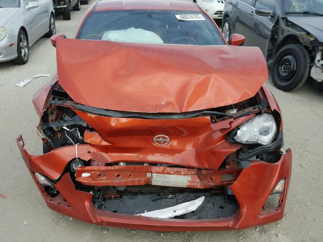 JF1ZNAA1XD2716443 - 2013 SCION FRS ORANGE photo 9