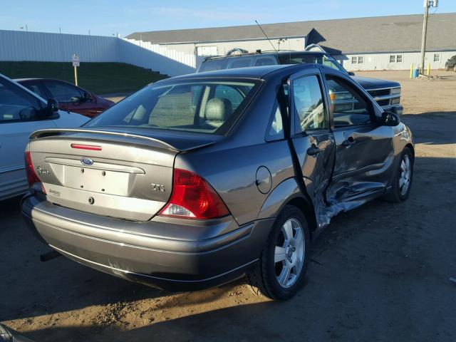 1FAFP38353W136170 - 2003 FORD FOCUS ZTS GRAY photo 4