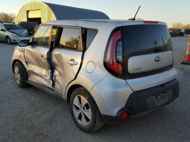 KNDJN2A20F7794466 - 2015 KIA SOUL SILVER photo 3