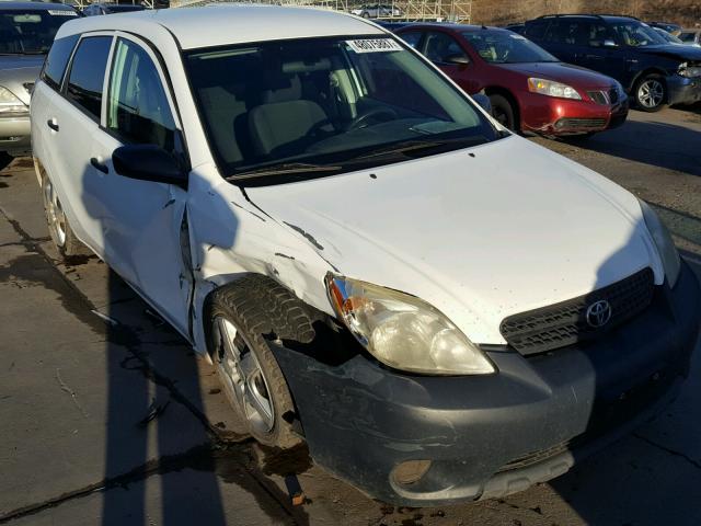 2T1KR32E55C443315 - 2005 TOYOTA MATRIX WHITE photo 1