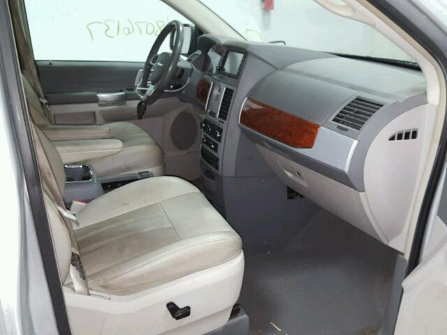 2A8HR54P08R728747 - 2008 CHRYSLER TOWN & COU Gümüş foto 5