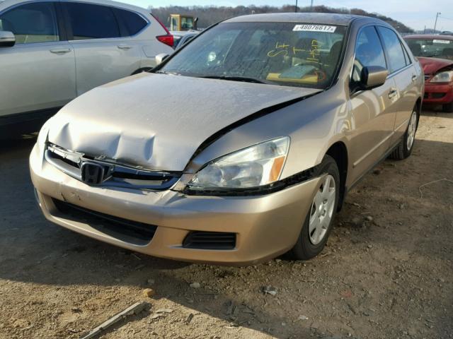 1HGCM56417A045110 - 2007 HONDA ACCORD LX GOLD photo 2