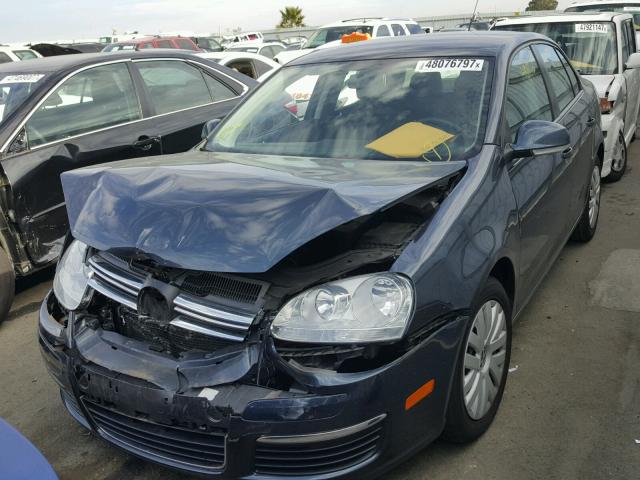3VWJZ7AJ0AM002630 - 2010 VOLKSWAGEN JETTA S Mavi foto 2
