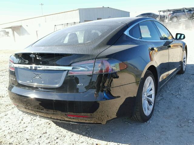 5YJSA1E12GF174581 - 2016 TESLA MODEL S BLACK photo 4