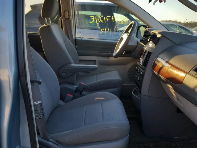 2A8HR44H38R673956 - 2008 CHRYSLER TOWN & COU BLUE photo 5