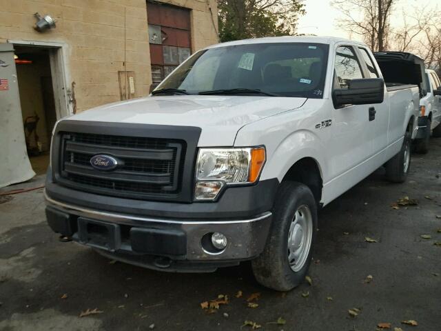 1FTFX1EF4DKE50074 - 2013 FORD F150 SUPER WHITE photo 2