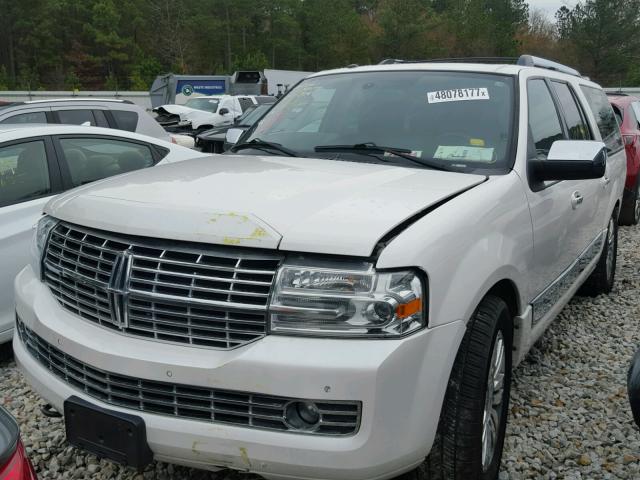 5LMJJ3J56BEJ07436 - 2011 LINCOLN NAVIGATOR WHITE photo 2